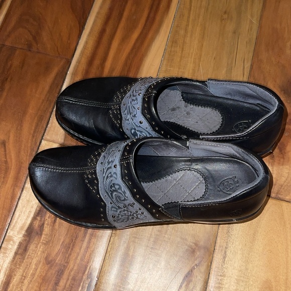 Ariat shoes - Picture 2 of 7